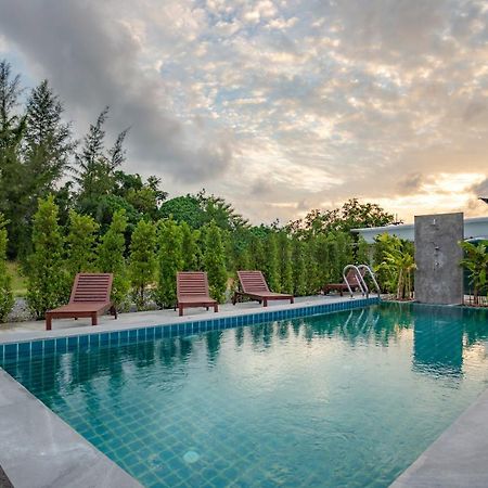 Malinee Resort Bangtau-part Kültér fotó